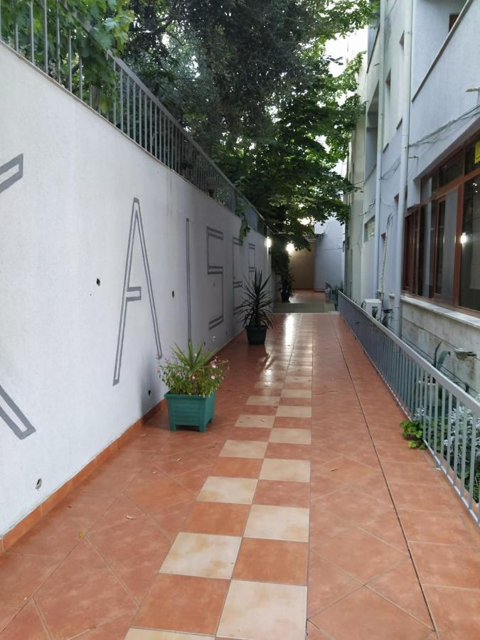 Jozi Kaiser Apartment 1 Дуррес Экстерьер фото